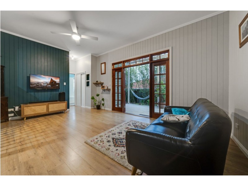 21 Parkview Avenue, Wynnum QLD 4178