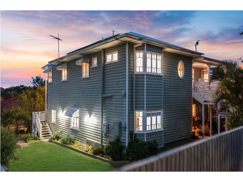 21 Parkview Avenue, Wynnum QLD 4178