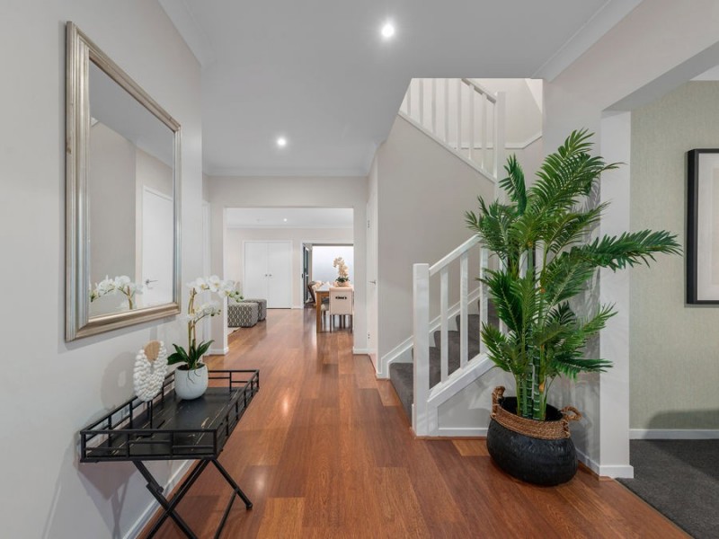 46 Lachlan Drive, Wakerley QLD 4154