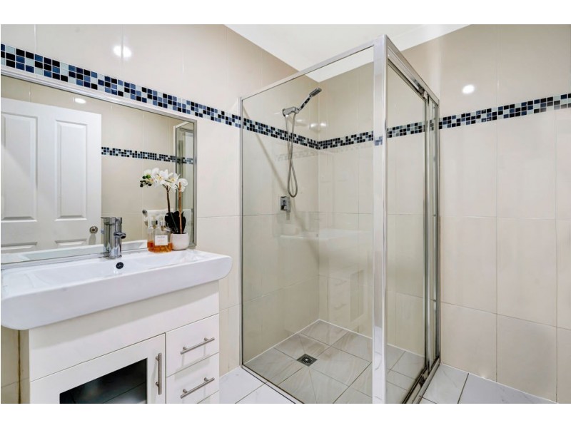 185 Wondall Road, Wynnum West QLD 4178