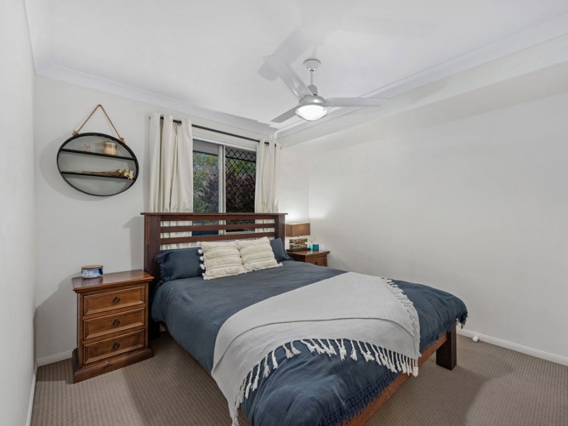 21 Friend Street, Wakerley QLD 4154