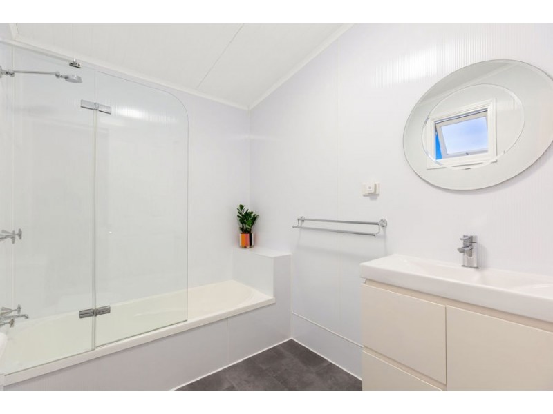 17A Lunga Street, Carina QLD 4152