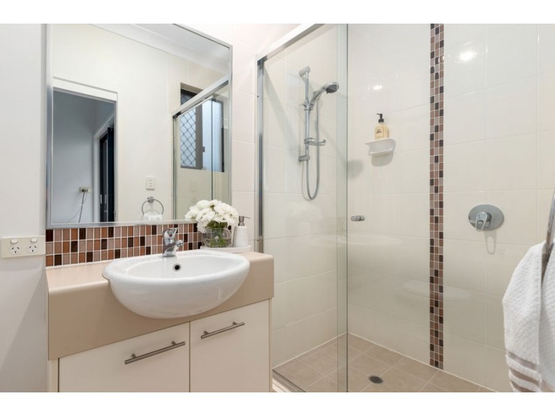 3 Chipping Close, Wakerley QLD 4154