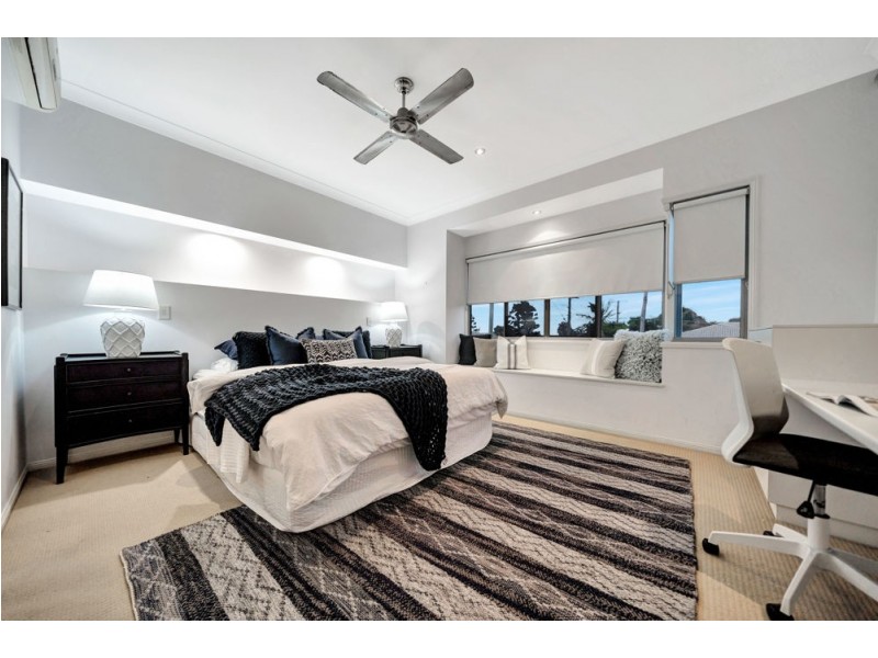 1 Norland Street, Wynnum QLD 4178