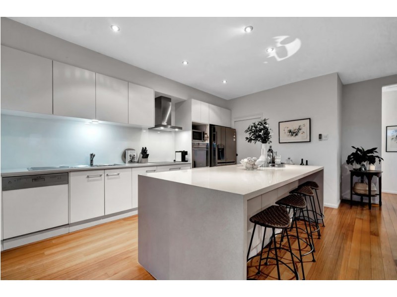 1 Norland Street, Wynnum QLD 4178