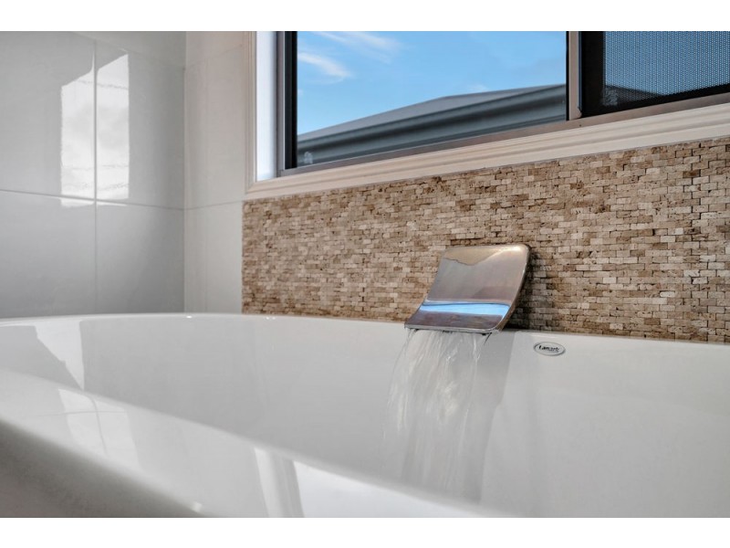 1 Norland Street, Wynnum QLD 4178