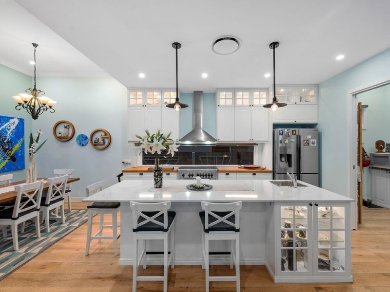 14 Manin Street, Wynnum QLD 4178