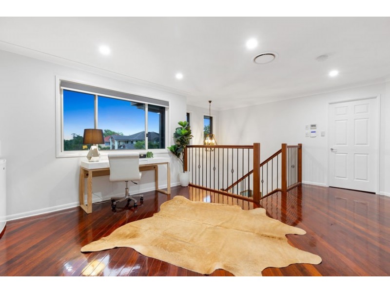 14 Rowland Ave, Wakerley QLD 4154