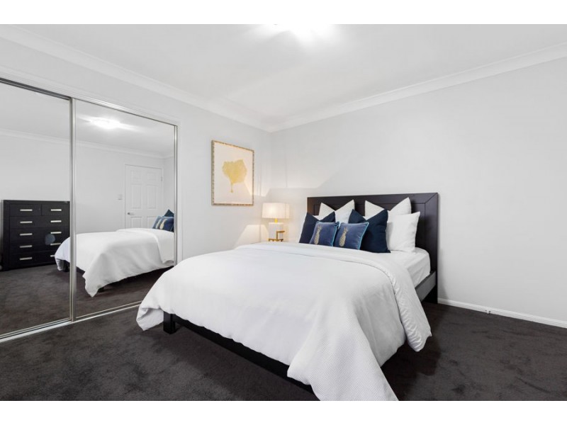 14 Rowland Ave, Wakerley QLD 4154