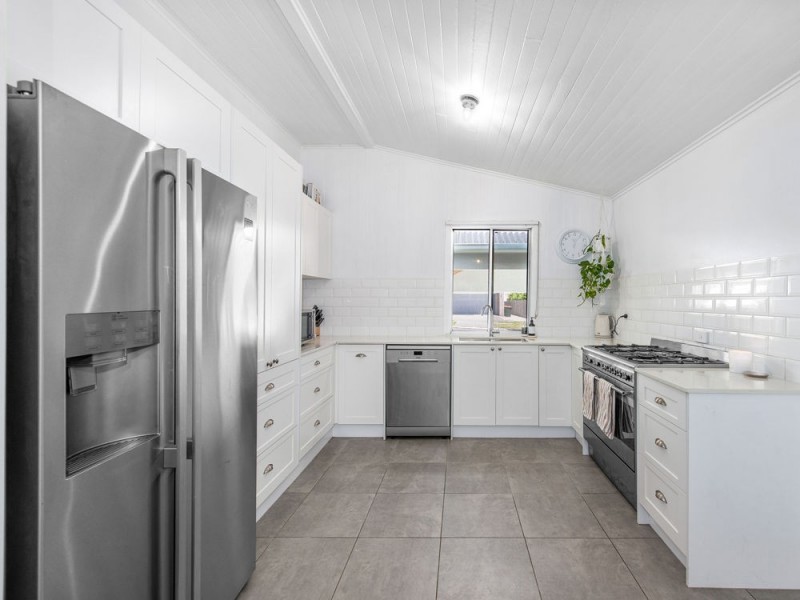 39 Daisy Road, Manly West QLD 4179