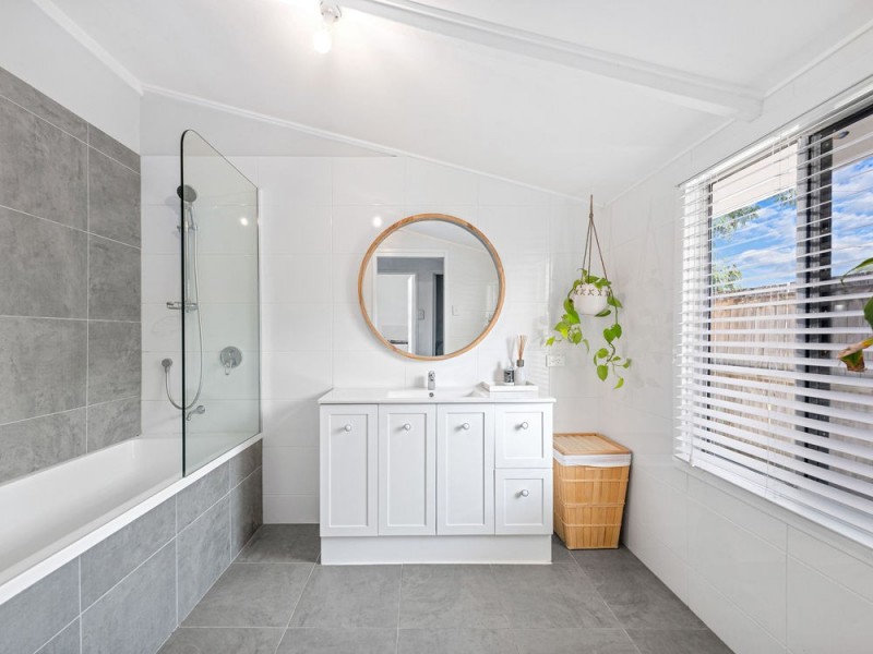 39 Daisy Road, Manly West QLD 4179