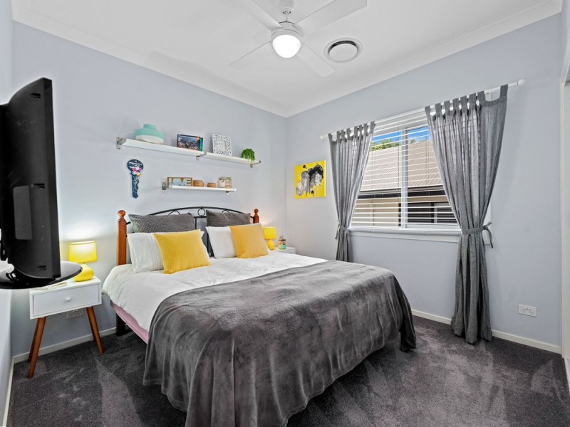 16 Manin Street, Wynnum QLD 4178