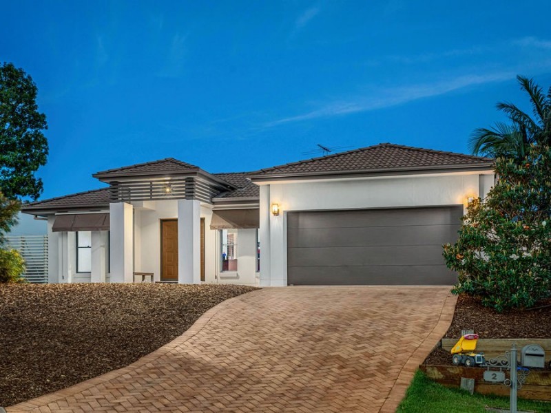 2 Lachlan Drive, Wakerley QLD 4154
