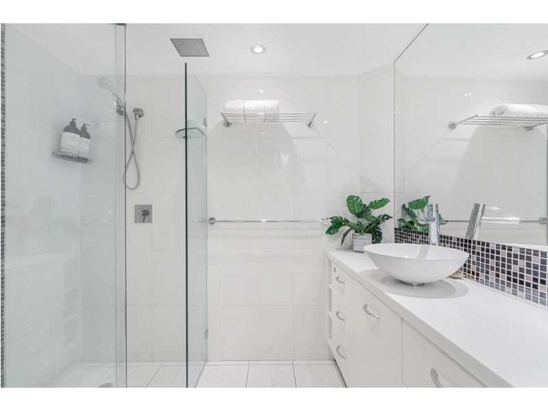 6/120 Akonna Street, Wynnum QLD 4178