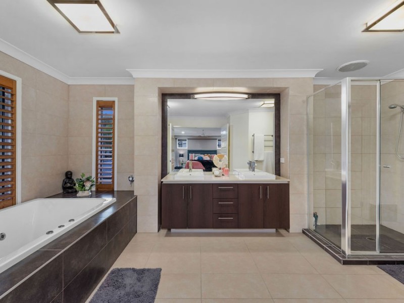 47 Gumdale Street, Wakerley QLD 4154