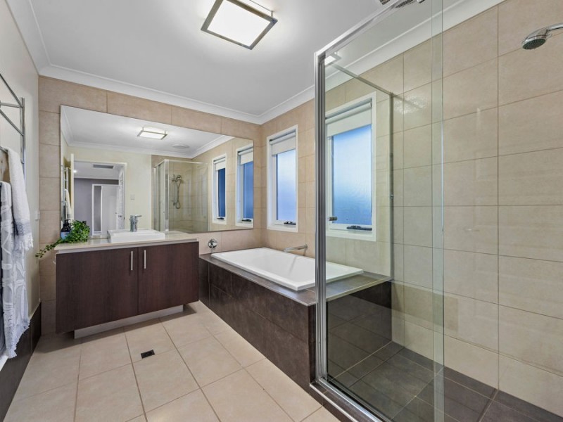 47 Gumdale Street, Wakerley QLD 4154