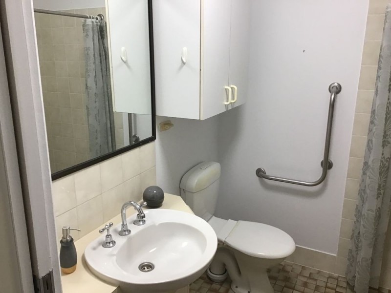 57/15 Carmichael Court, Wynnum West QLD 4178