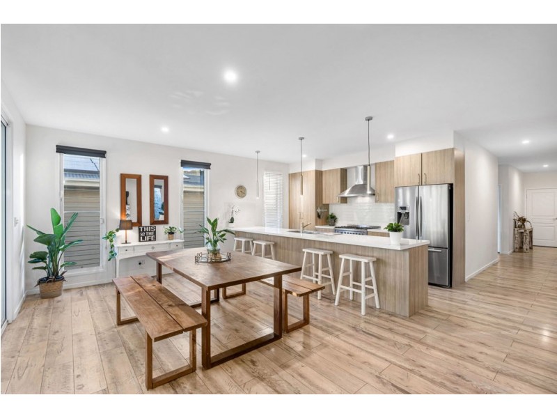 12/7 Oasis Close, Manly West QLD 4179