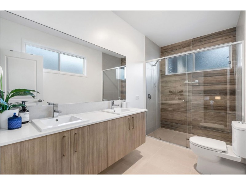 12/7 Oasis Close, Manly West QLD 4179