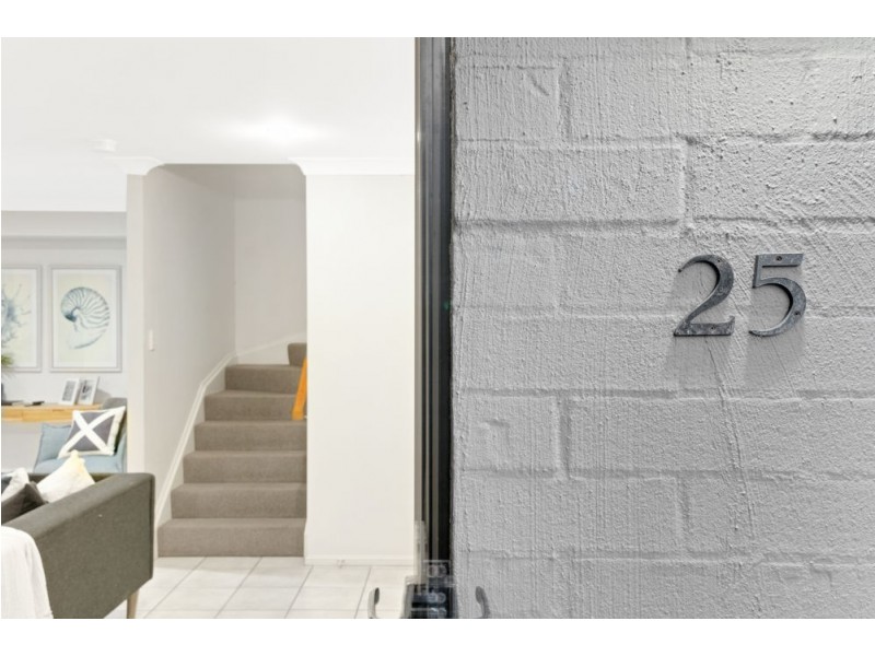 25/11 Federation Street, Wynnum West QLD 4178