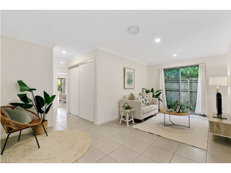 24 Sunflower Street, Wynnum QLD 4178