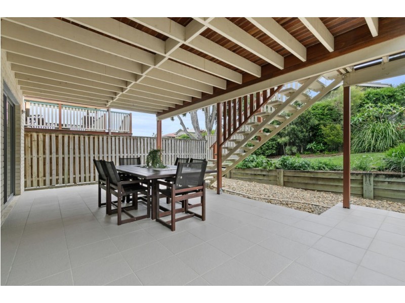 24 Sunflower Street, Wynnum QLD 4178