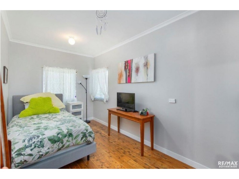 152 Wondall Road, Manly West QLD 4179