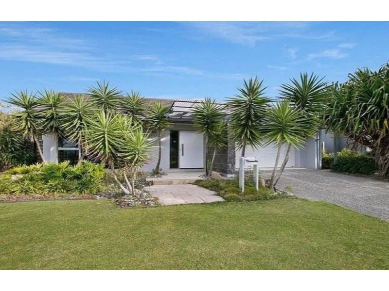 11 Franklin Street, Wakerley QLD 4154