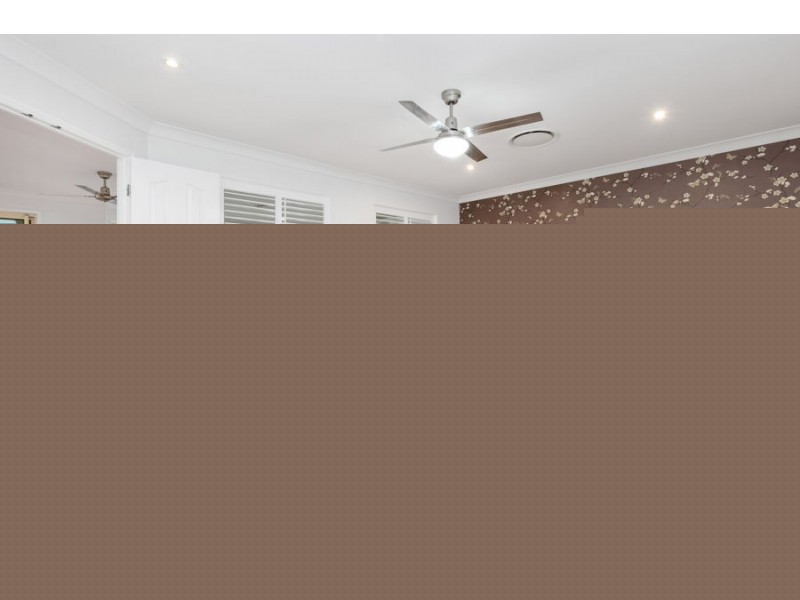 15 Joy Place, Wakerley QLD 4154