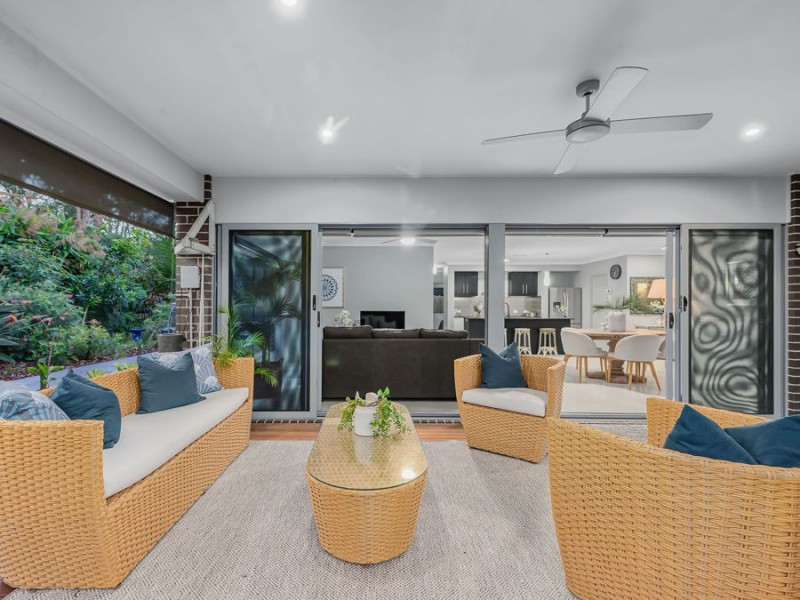 11 Foxwood Circuit, Wakerley QLD 4154