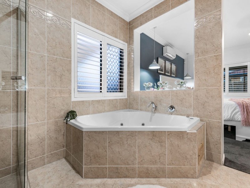 22 Willis Street, Wakerley QLD 4154