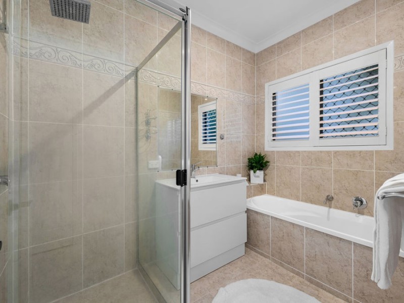 22 Willis Street, Wakerley QLD 4154