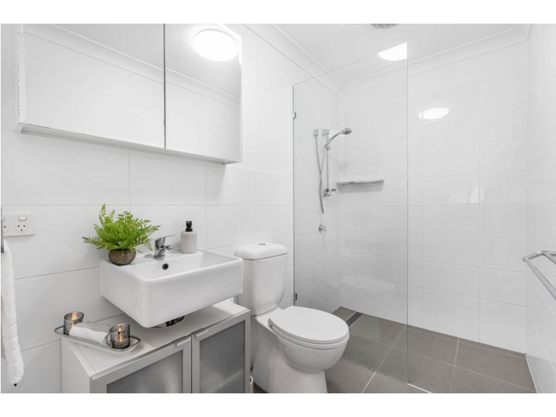 13/27 Pittwin Road North, Capalaba QLD 4157