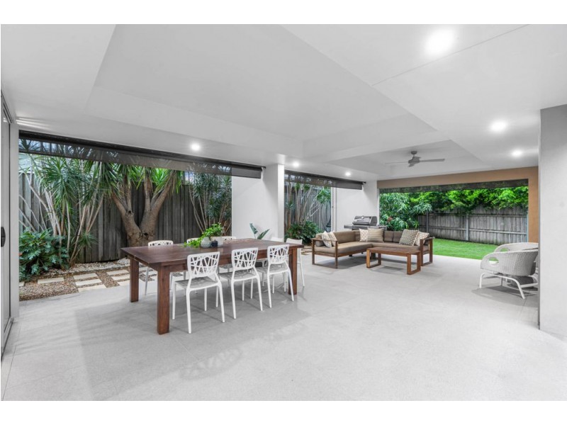 18 Nile Close, Wakerley QLD 4154