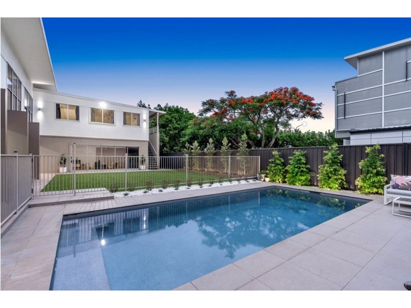 18 Nile Close, Wakerley QLD 4154