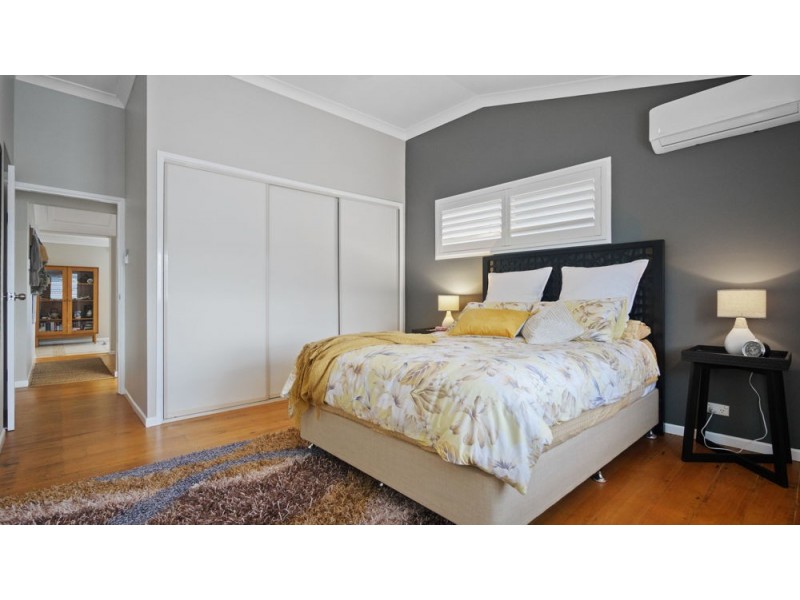 151 Ernest Street, Manly QLD 4179