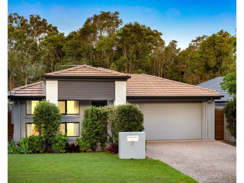 21 Worchester Crescent, Wakerley QLD 4154
