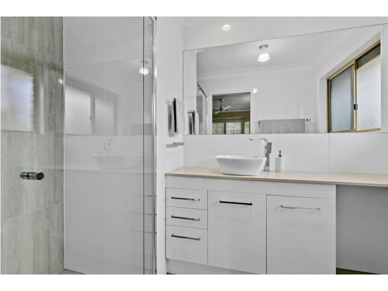 22 Trevally Crescent, Manly West QLD 4179