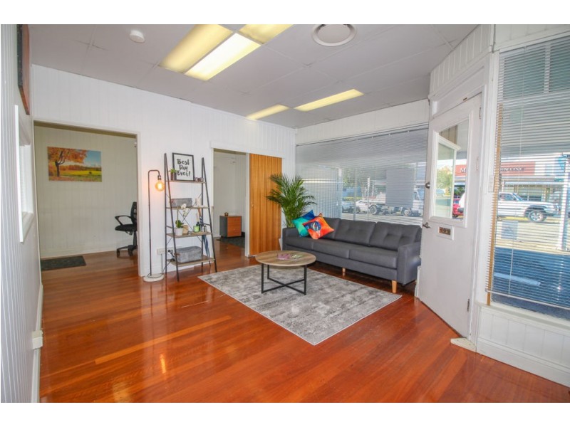 52-54 Tingal Road, Wynnum QLD 4178