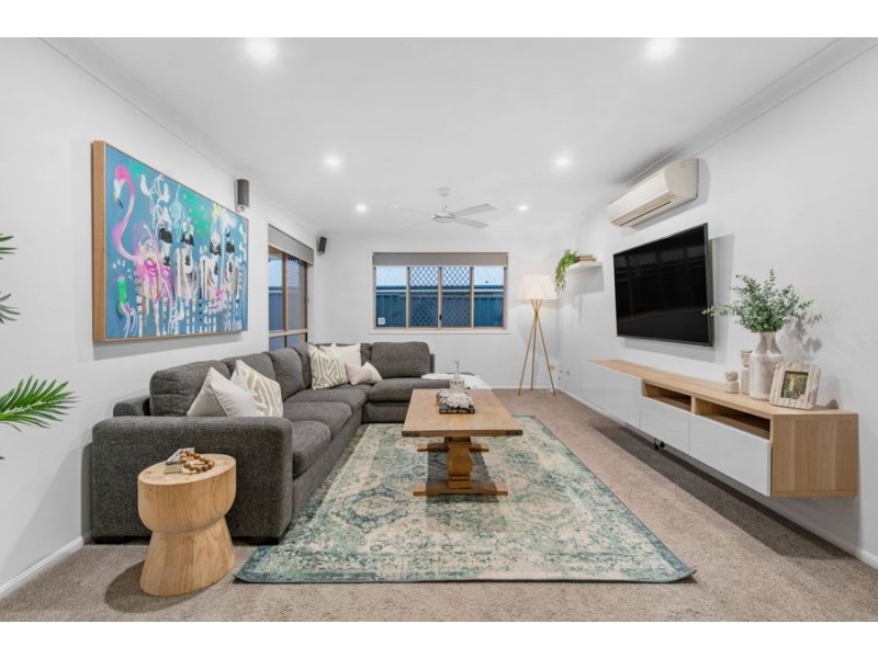 24 Willis Street, Wakerley QLD 4154
