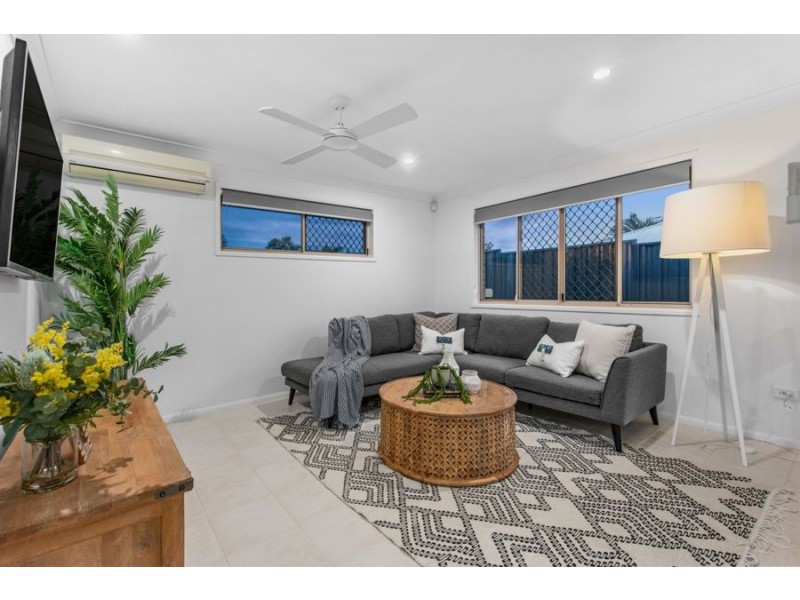 24 Willis Street, Wakerley QLD 4154