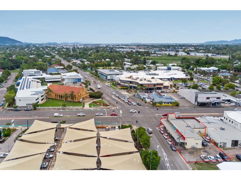 122 Charters Towers Road, Hermit Park QLD 4812