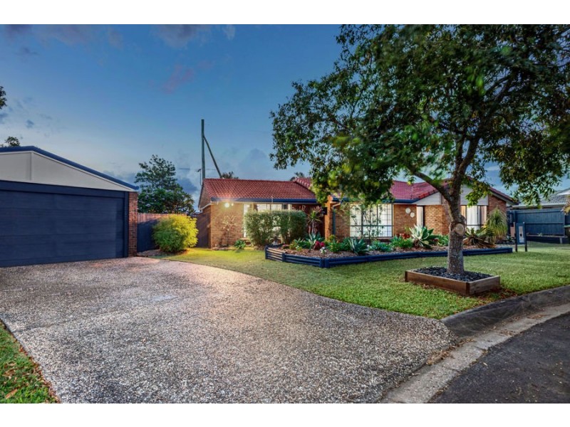 20 Maxwell Place, Wynnum West QLD 4178