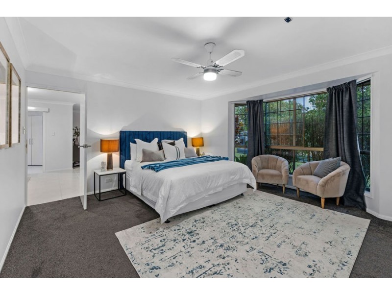 20 Maxwell Place, Wynnum West QLD 4178