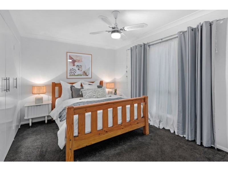 20 Maxwell Place, Wynnum West QLD 4178