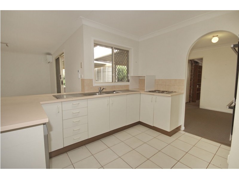 3 Teraglin St, Manly West QLD 4179