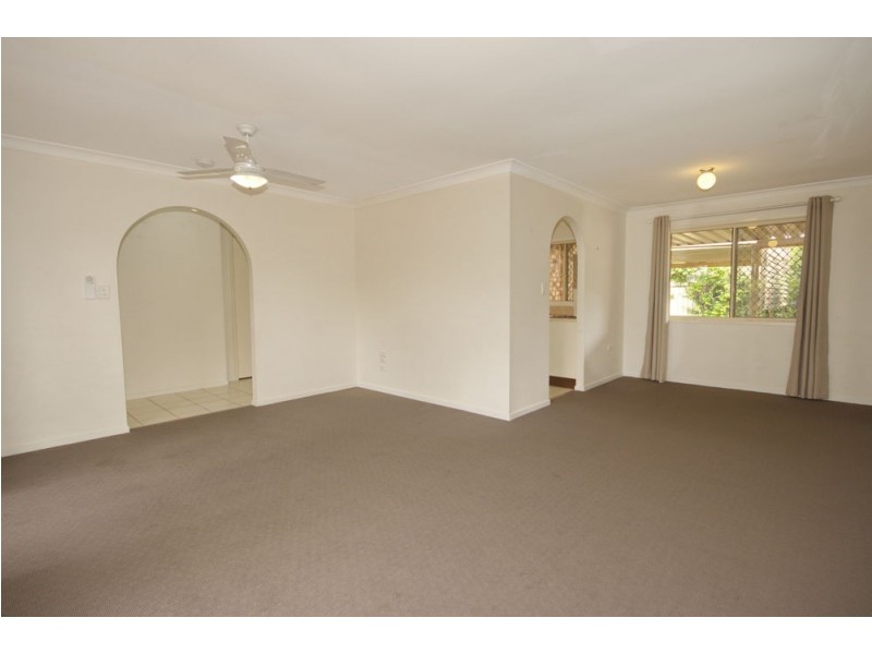 3 Teraglin St, Manly West QLD 4179