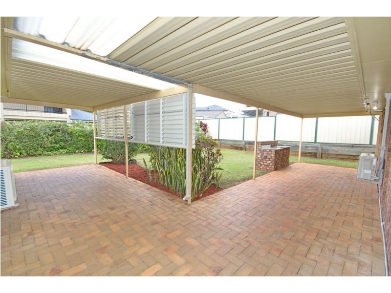 3 Teraglin St, Manly West QLD 4179