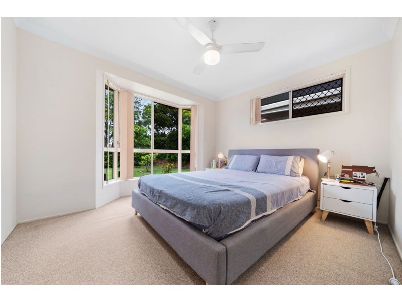 109 Evelyn Road, Wynnum West QLD 4178