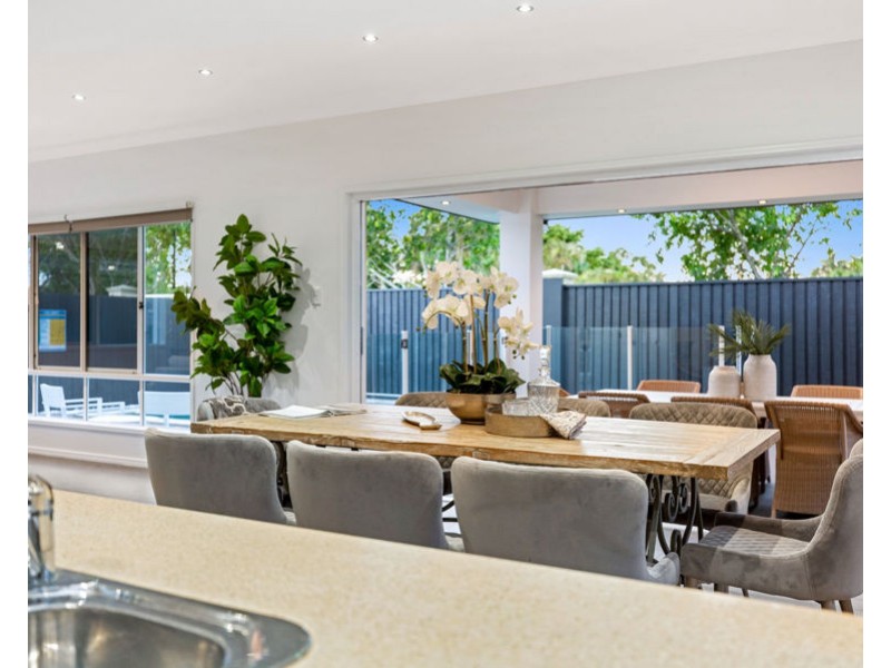 61 Yarra Road, Wakerley QLD 4154